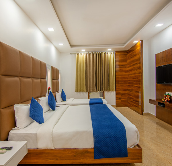 A Budget-Friendly Luxury Hotel in Central Delhi